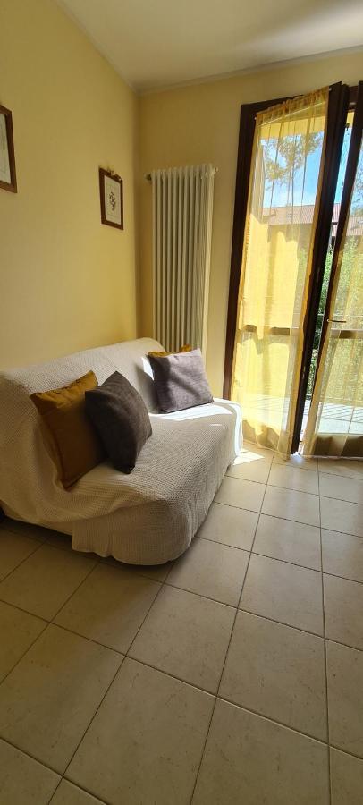 Casa Mirella - Appartamento Zona Bellagio Magreglio Exterior photo