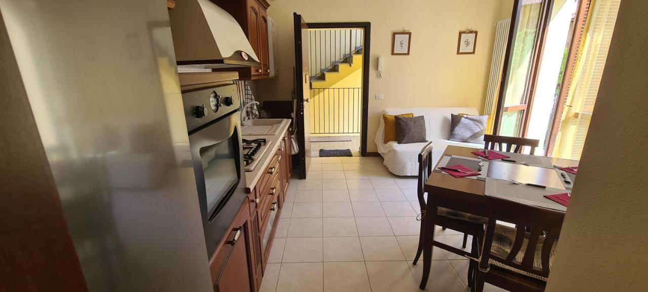 Casa Mirella - Appartamento Zona Bellagio Magreglio Exterior photo